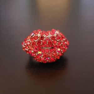 Chunky Lip Ring Sz 7.5 Free W/ $20+ Purchase